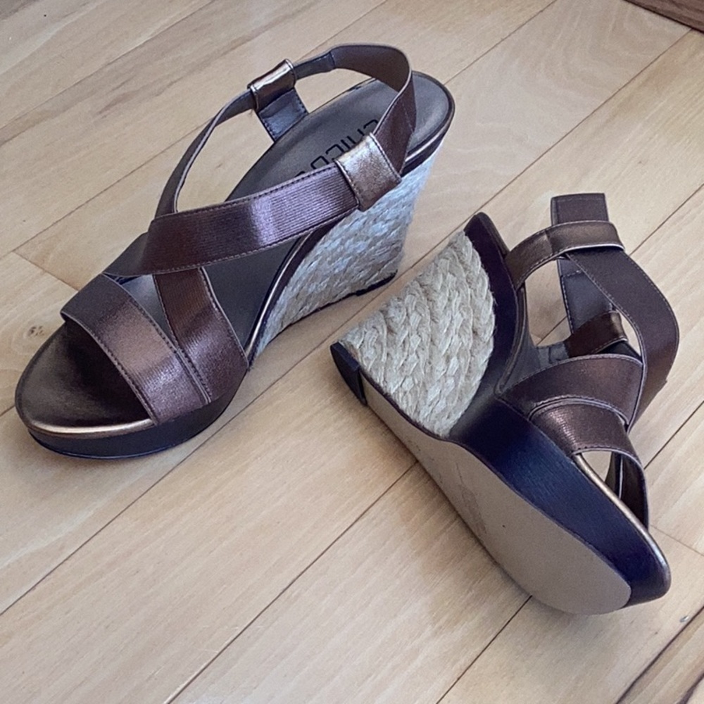 CHICOS bronze, open toe sling back espadrille wedge sandals. Women size 9.5